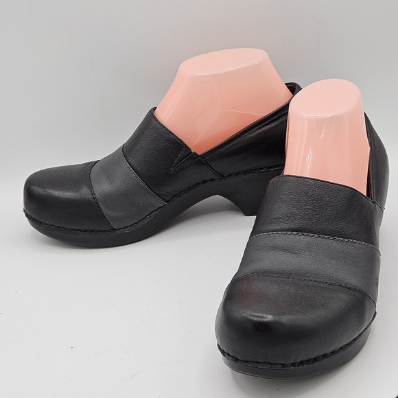 Dansko Tenley black gray leather slipon clogs size 38 US 7.5/8 w/a 2" heel - Picture 2 of 15